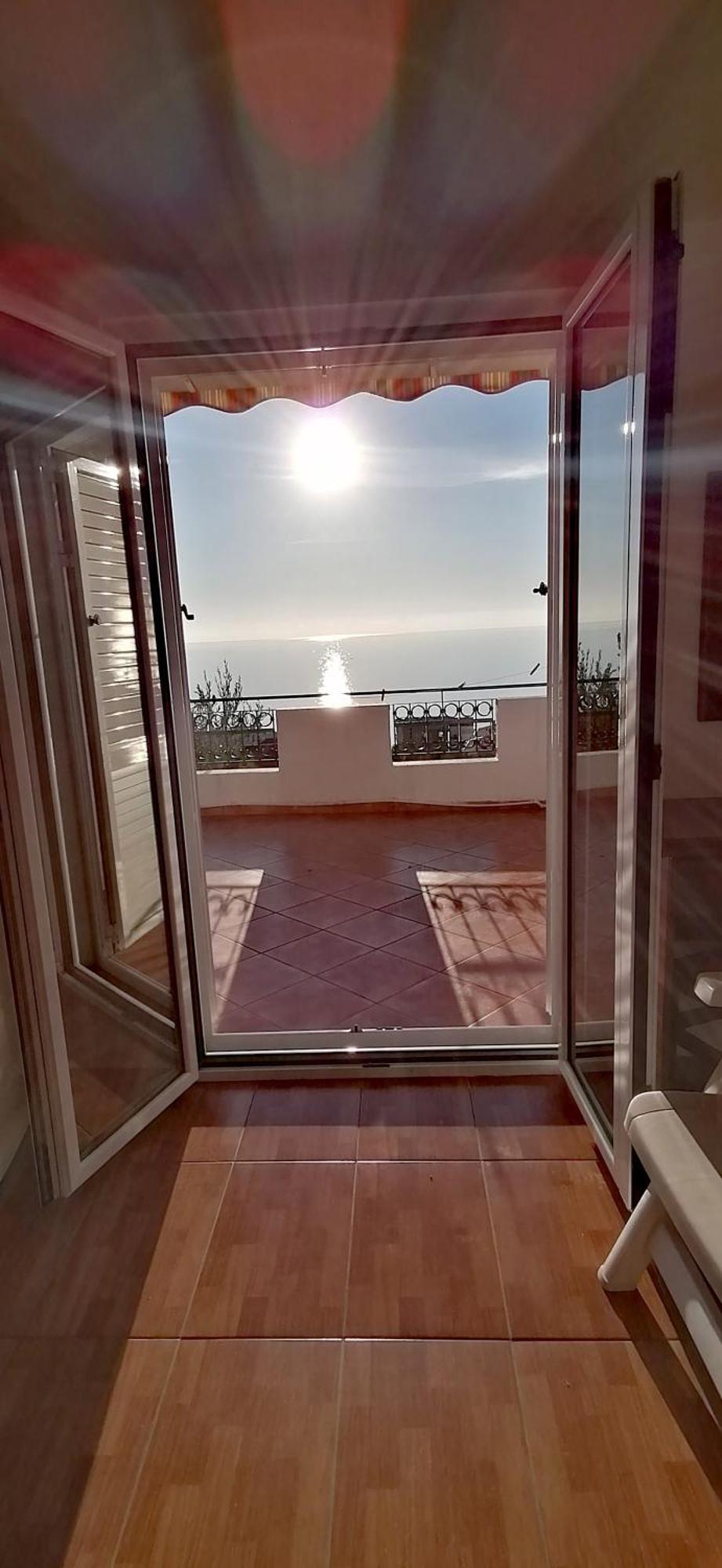 Oaza Guest House スヴェティ・ステファン 部屋 写真
