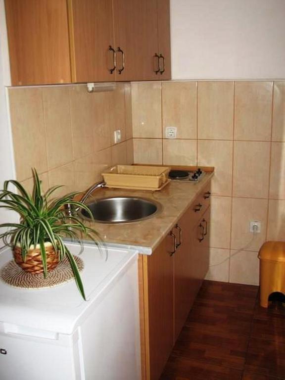 Oaza Guest House スヴェティ・ステファン 部屋 写真